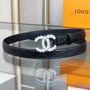 Meet your Posher, Cliff